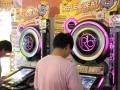 待望のロケテストがスタートした「REFLEC BEAT groovin’!!」。気になる新要素についてQrispyJoybox氏とDJ TOTTO氏に聞いてみた