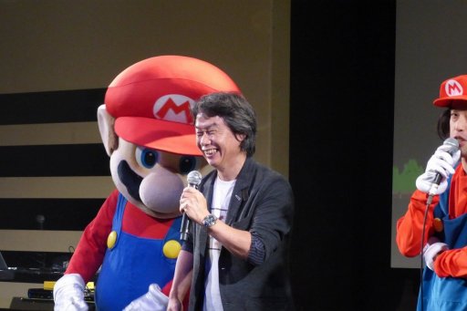 画像集 No.015のサムネイル画像 / マリオの誕生日に開催された「スーパマリオ30祭」をレポート。生みの親である宮本 茂氏,手塚卓志氏,近藤浩治氏がゲストともに30周年を祝福