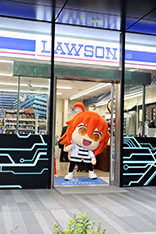 画像集 No.026のサムネイル画像 / 特異店Lが秋葉原に出現! 「Fate/Grand Order」ローソンコラボ店舗をフォトレポート。マシュの「先輩」が聞けるのはここだけ