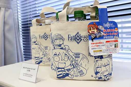 画像集 No.043のサムネイル画像 / 特異店Lが秋葉原に出現! 「Fate/Grand Order」ローソンコラボ店舗をフォトレポート。マシュの「先輩」が聞けるのはここだけ