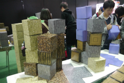 画像集 No.012のサムネイル画像 / 最新ゲームの試遊からアナログゲーム,そして「Minecraft」リアル体験まで楽しめた,ニコニコ超会議2015の「超ゲームエリア」レポート