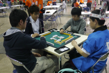 画像集 No.031のサムネイル画像 / 最新ゲームの試遊からアナログゲーム,そして「Minecraft」リアル体験まで楽しめた,ニコニコ超会議2015の「超ゲームエリア」レポート