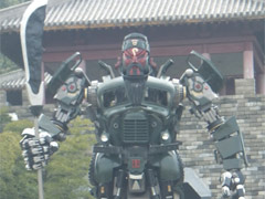 選考の決め手は「程よくマニア」。“関羽ロボ”にも驚いた「三國志」PR大使と,リリース間近の「三國志レギオン」越後谷プロデューサーへのインタビュー