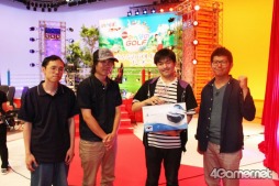 画像集 No.014のサムネイル画像 / フジテレビ「いいすぽ！」にて「いいすぽ！ Presents New みんなのGOLF クラシック」が開催。本格ゴルフ番組を思わせる戸張 捷さんの解説のもと，熱いマッチが展開