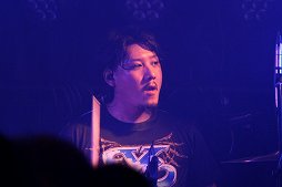 画像集 No.007のサムネイル画像 / 最新作「イースVIII」の楽曲を含めた14曲が演奏された「ファルコムjdkバンド東京ライブ」をレポート