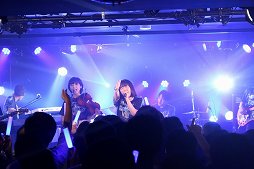 画像集 No.011のサムネイル画像 / 最新作「イースVIII」の楽曲を含めた14曲が演奏された「ファルコムjdkバンド東京ライブ」をレポート