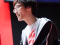 ［TGS 2014］新堀Dvs.MCZマゴのまさかの聖戦も勃発。Mad Catzブースで開催された「DEAD OR ALIVE 5 Last Round」イベントフォトレポート
