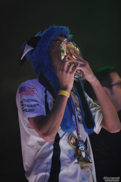 画像集 No.024のサムネイル画像 / ［EVO2016］「GGXrdR」部門，優勝はまちゃぼー選手。「ストV」では韓国Infiltration選手が栄冠を手にしたEVO2016最終日，現地レポートまとめ