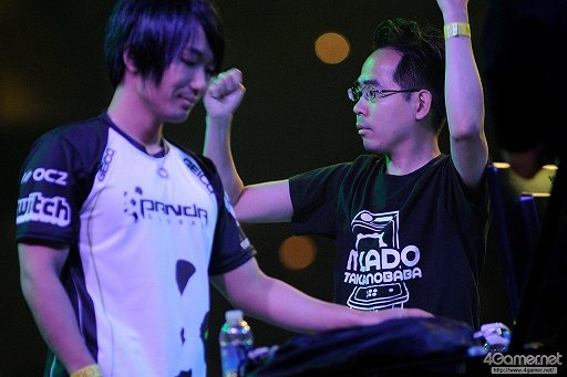 画像集 No.051のサムネイル画像 / ［EVO2016］「GGXrdR」部門，優勝はまちゃぼー選手。「ストV」では韓国Infiltration選手が栄冠を手にしたEVO2016最終日，現地レポートまとめ
