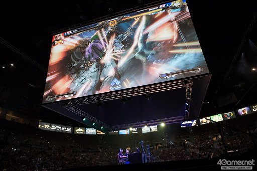 画像集 No.056のサムネイル画像 / ［EVO2016］「GGXrdR」部門，優勝はまちゃぼー選手。「ストV」では韓国Infiltration選手が栄冠を手にしたEVO2016最終日，現地レポートまとめ