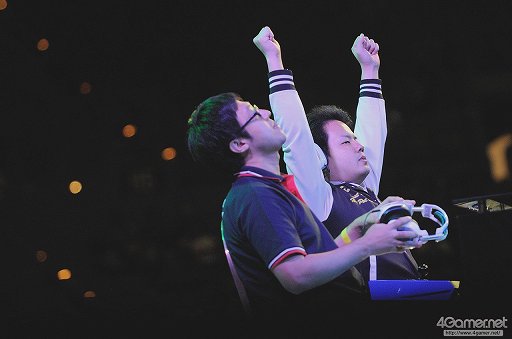 画像集 No.060のサムネイル画像 / ［EVO2016］「GGXrdR」部門，優勝はまちゃぼー選手。「ストV」では韓国Infiltration選手が栄冠を手にしたEVO2016最終日，現地レポートまとめ