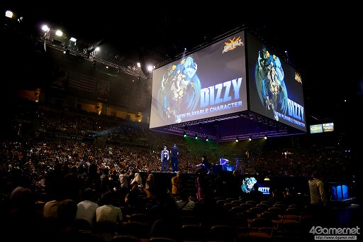 画像集 No.074のサムネイル画像 / ［EVO2016］「GGXrdR」部門，優勝はまちゃぼー選手。「ストV」では韓国Infiltration選手が栄冠を手にしたEVO2016最終日，現地レポートまとめ