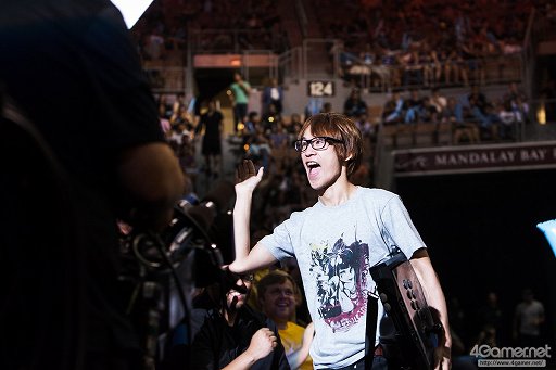 画像集 No.094のサムネイル画像 / ［EVO2016］「GGXrdR」部門，優勝はまちゃぼー選手。「ストV」では韓国Infiltration選手が栄冠を手にしたEVO2016最終日，現地レポートまとめ