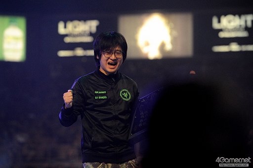 画像集 No.112のサムネイル画像 / ［EVO2016］「GGXrdR」部門，優勝はまちゃぼー選手。「ストV」では韓国Infiltration選手が栄冠を手にしたEVO2016最終日，現地レポートまとめ