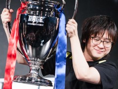 CyberZのe-Sportsイベント「RAGE Vol.4 GRAND FINALS」,「ストリートファイターV」部門フォトレポート。優勝はふ〜ど選手の手に