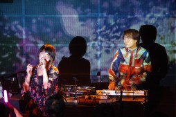 画像集 No.014のサムネイル画像 / 「crossbeats REV. SHARING DJ PARTY -2017 SPRING-」フォトレポート。8名のアーティスト陣が4時間以上にわたり熱いライブを繰り広げる