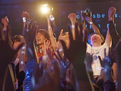 「crossbeats REV. SHARING DJ PARTY -2017 SPRING-」フォトレポート。8名のアーティスト陣が4時間以上にわたり熱いライブを繰り広げる