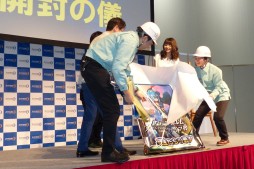 画像集 No.022のサムネイル画像 / 任天堂の新作TCG「ファイアーエムブレム0(サイファ)」の全貌が明らかとなった披露会レポート。第1弾には3DS版「if」で使えるダウンロードコードも