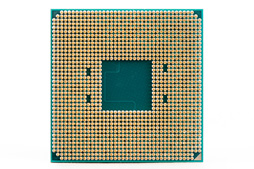 画像集 No.014のサムネイル画像 / Raven Ridge「Ryzen 5 2400G」「Ryzen 3 2200G」到着。レビュワー向け評価キットの中身を見てみる