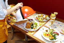 画像集 No.008のサムネイル画像 / サンシャインシティに「ピカチュウとポケモンおんがくたいカフェ by スイーツパラダイス」がオープン。ファンが楽しめるメニュー盛りだくさんの内覧会をレポート