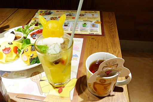 画像集 No.018のサムネイル画像 / サンシャインシティに「ピカチュウとポケモンおんがくたいカフェ by スイーツパラダイス」がオープン。ファンが楽しめるメニュー盛りだくさんの内覧会をレポート