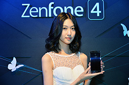 画像集 No.002のサムネイル画像 / ASUSの新型スマートフォン「ZenFone 4」シリーズ5製品をハンズオン会場でチェックしてきた
