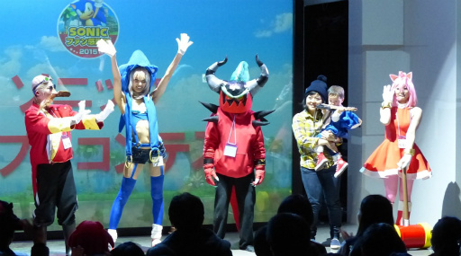 画像集 No.014のサムネイル画像 / 年末恒例「ソニック ファン感謝祭2015」をレポート。来年のソニック生誕25周年に向けて新企画が続々発表