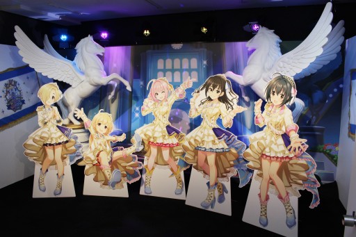 画像集#019のサムネイル/デレマス10周年ライブツアーを振り返る展示会「M@GICALCOLLECTION!!!」,70着以上の衣装が間近で鑑賞できた内覧会をレポート