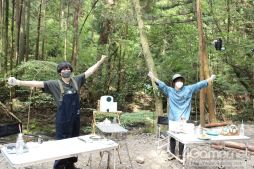 画像集 No.020のサムネイル画像 / 「あんスタ！！」配信番組「CAFE CINNAMON ニキズキッチン」第11回収録現場に潜入レポート。7珍味があんさんぶるしたシークカバブをつくる