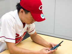 3DS「プロ野球 ファミスタ リターンズ」のメディア対抗戦が12月14日にニコ生で配信。4Gamerからは前田健太選手似(自称)の“おれっち”が参戦