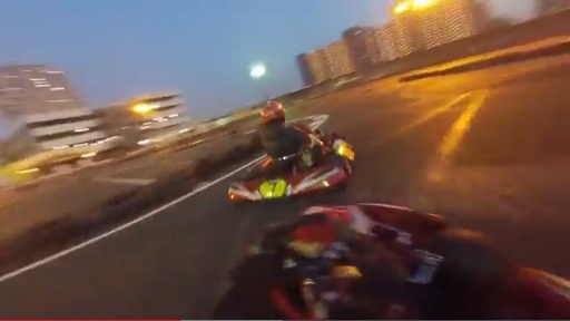 ֻΥإåȤ夵줿󥫥ˤ졼