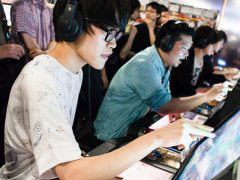 「LORD of VERMILION Re:3」全国大会への切符をかけた「OVER the LORD」東京予選フォトレポート。優勝は「YYT+カニ」チームの手に