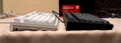 画像集 No.011のサムネイル画像 / 東プレ,16年ぶりのREALFORCE第2世代モデルを発表。アクチュエーションポイント変更機能対応モデルや静音モデルなど,バラエティに富む