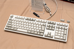 画像集 No.010のサムネイル画像 / 第2世代「REALFORCE」のアクチュエーションポイント変更機能搭載モデルが12月7日に発売決定。価格は当初より若干高くなる？