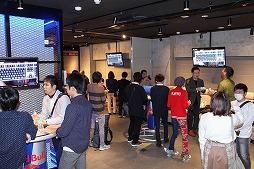 画像集 No.002のサムネイル画像 / 「REALFORCE TYPING CHAMPIONSHIP 2018」をレポート。スピードと正確性の両方を重視したタイピング日本一を決める大会で,猛者達がその腕を競い合った