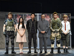 「BIOHAZARD THE STAGE」の舞台挨拶&ゲネプロをレポート。非常勤講師として教壇に立つレベッカの姿に注目