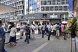 画像集 No.003のサムネイル画像 / 池袋駅西口に「タイトーステーション」の新店舗が登場。植田佳奈さん，金元寿子さんも駆けつけたオープン記念イベントをレポート