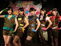 美少女特殊部隊が戦う新作アプリ「ソウル・オブ・セブンス」,「転校少女歌撃団」とのタイアップ決定が発表されたライブの模様をレポート