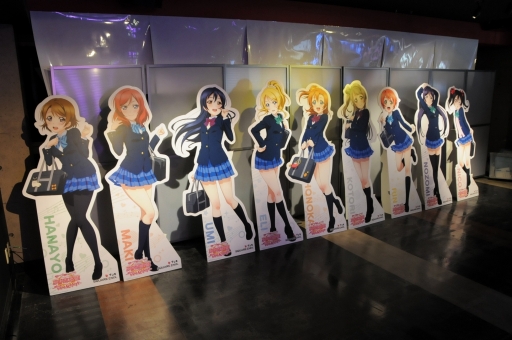 画像集 No.002のサムネイル画像 / AC版「ラブライブ！スクールアイドルフェスティバル」5月13日に開催されたロケテスト初日をレポート。クラブセガ秋葉原 新館で実際に“シャンシャン”体験してきた