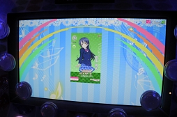 画像集 No.008のサムネイル画像 / AC版「ラブライブ！スクールアイドルフェスティバル」5月13日に開催されたロケテスト初日をレポート。クラブセガ秋葉原 新館で実際に“シャンシャン”体験してきた