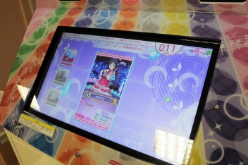 画像集 No.018のサムネイル画像 / 成功祈願のお祓いも行われた「ラブライブ!スクフェスAC」とTCG「スクコレ」の合同イベント「神田明神シャンシャン祭」の初日をレポート