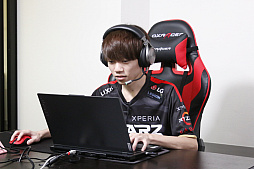 画像集#002のサムネイル/【PR】ゲーマー向けノートPCはプロゲーマーも満足できるのか？　Legion 550iを体験したSCARZのAPEX部門のメンバーにきいた