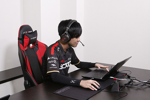 画像集#007のサムネイル/【PR】ゲーマー向けノートPCはプロゲーマーも満足できるのか？　Legion 550iを体験したSCARZのAPEX部門のメンバーにきいた