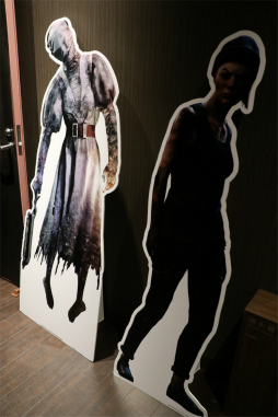 画像集#010のサムネイル/東京・池袋で「Dead by Daylight」のコラボバーが7月31日まで開催中。“死んだ犬の酒場”をイメージした店内で,コラボカクテルを楽しもう