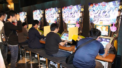 画像集 No.006のサムネイル画像 / 「QMA JAPAN TOUR 2016 賢神降臨」の初戦が開幕。KONAMI公認「賢竜杯 第2回ウェアハウスカップ」レポート