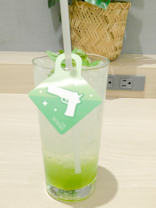画像集 No.011のサムネイル画像 / 「『スタンドマイヒーローズ』in coly cafe!」レポート。今大路&服部の誕生日はバースデーケーキでお祝いしよう♪