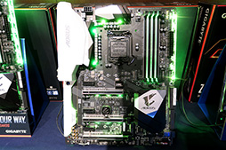 画像集 No.029のサムネイル画像 / Kaby Lake-S対応のIntel 200シリーズチップセット搭載マザーボードが各社から一斉に発表。販売は1月6日から