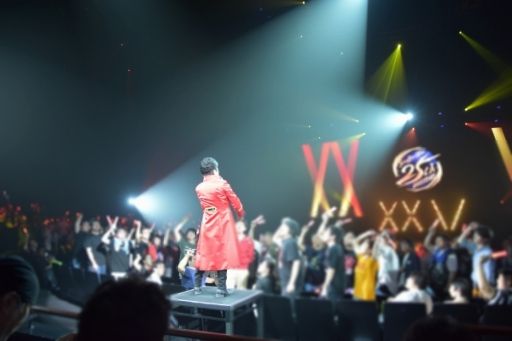画像集 No.012のサムネイル画像 / スパロボ25周年記念イベント「鋼の超感謝祭2016」が開催。「スーパーロボット大戦V」の発表や,プレミアムライブで盛り上がったステージの模様をレポート