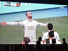 「プロゲーマーに挑戦!〜日本eスポーツリーグ 『FIFA 17』 エキシビションマッチ〜」をレポート。プロゲーマーが「肉フェス TOKYO 2017」で腕前を披露