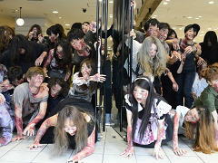 新宿マルイ メンにゾンビ大発生!? 「バイオハザード20th×マルイハロウィン」メディア向け内覧会をレポート